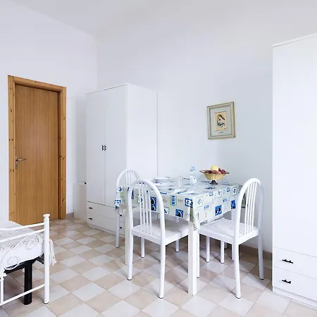 Casa Vacanza Monolocale 69 Сант-Андреа