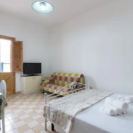 Апартаменты Casa Vacanza Monolocale 69 *